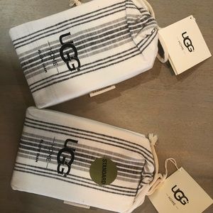 New-Ugg Two Standard Pillow Shams